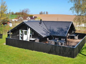 Comfortable Holiday Home in Haarby on Beach, Brydegård